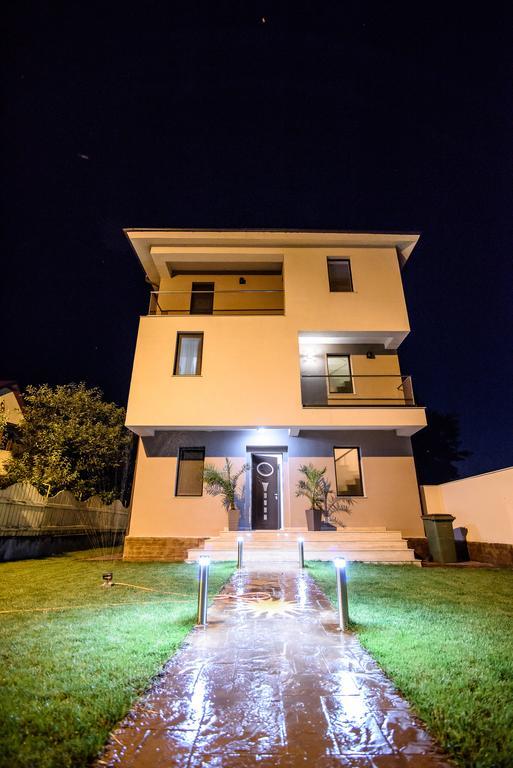 فندق Năvodariفي  Vila Naty المظهر الخارجي الصورة