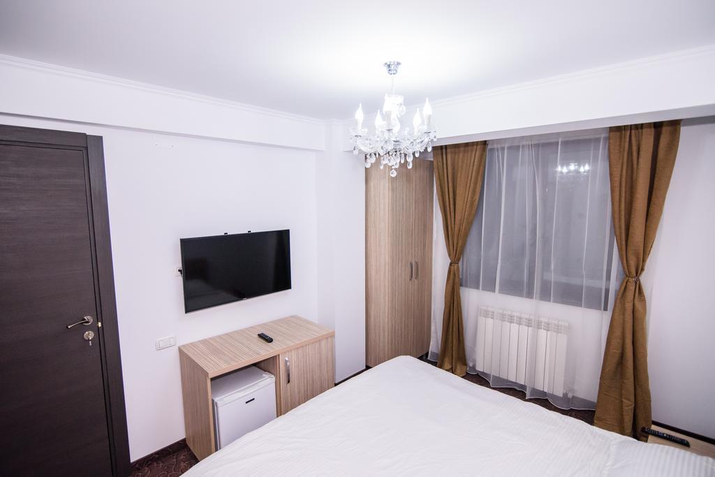 فندق Năvodariفي  Vila Naty المظهر الخارجي الصورة